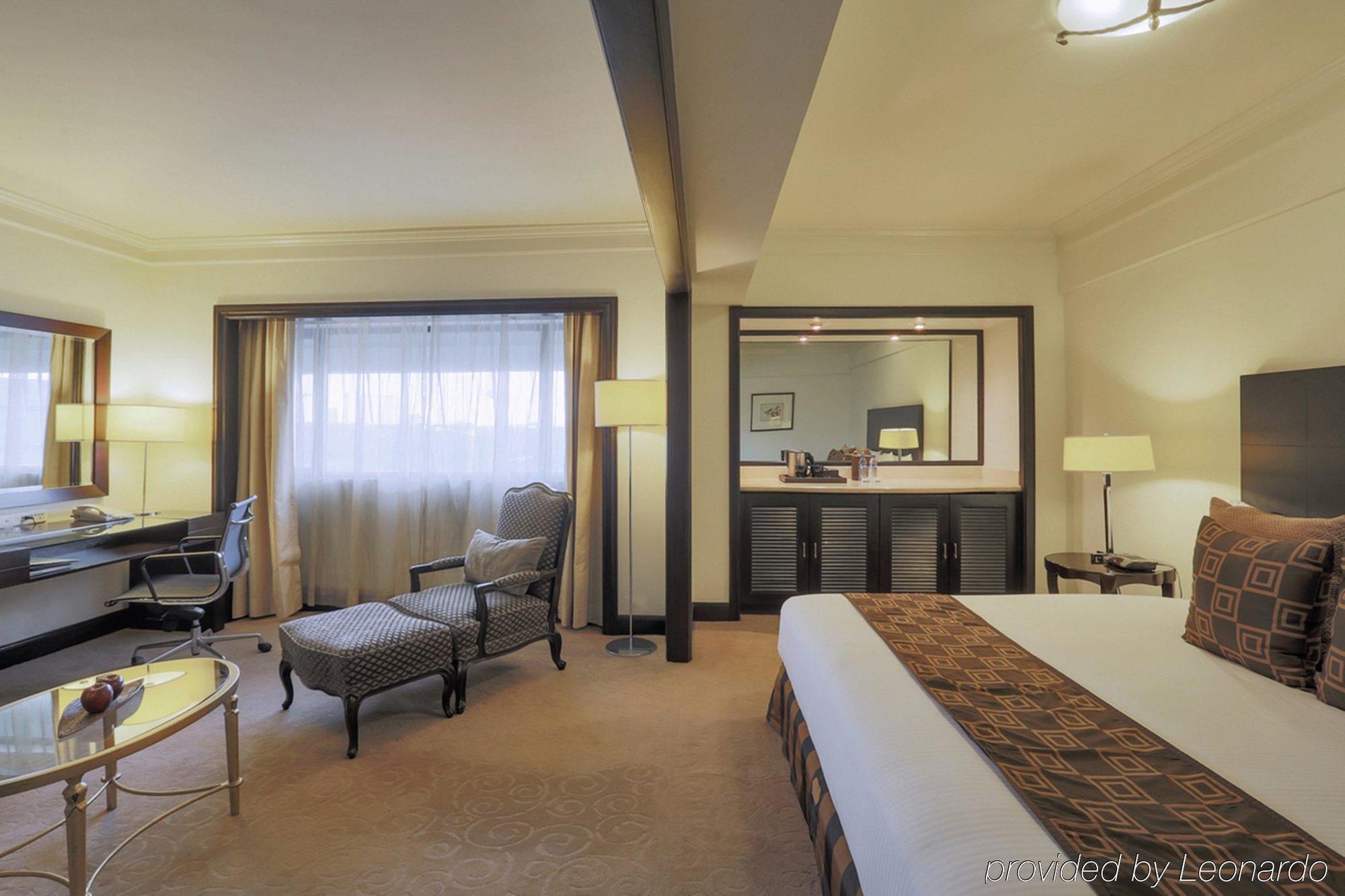 Hotel Intercontinental Manila Makati City Zewnętrze zdjęcie